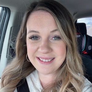 Meet your Posher, Macy